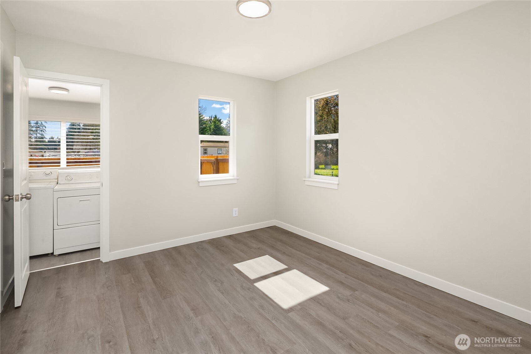 420 107th Place SW #2, Everett, WA 98204-3802