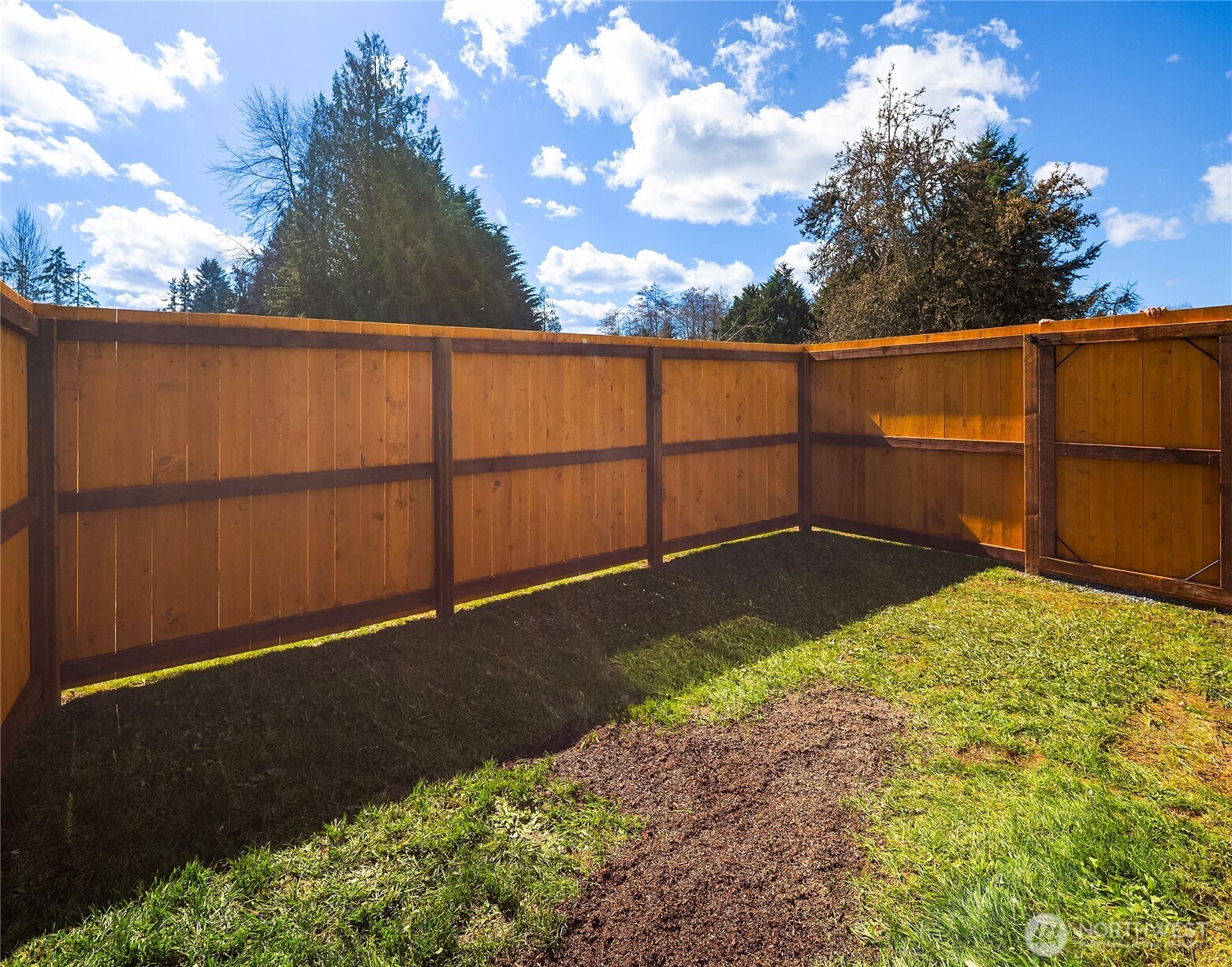 420 107th Place SW #2, Everett, WA 98204-3802