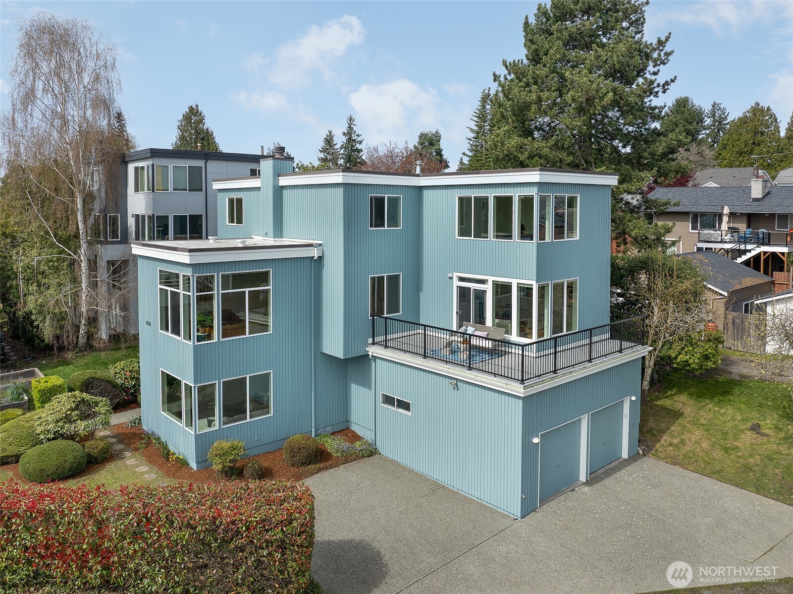 5208 S Willow Street , Seattle, WA 98118