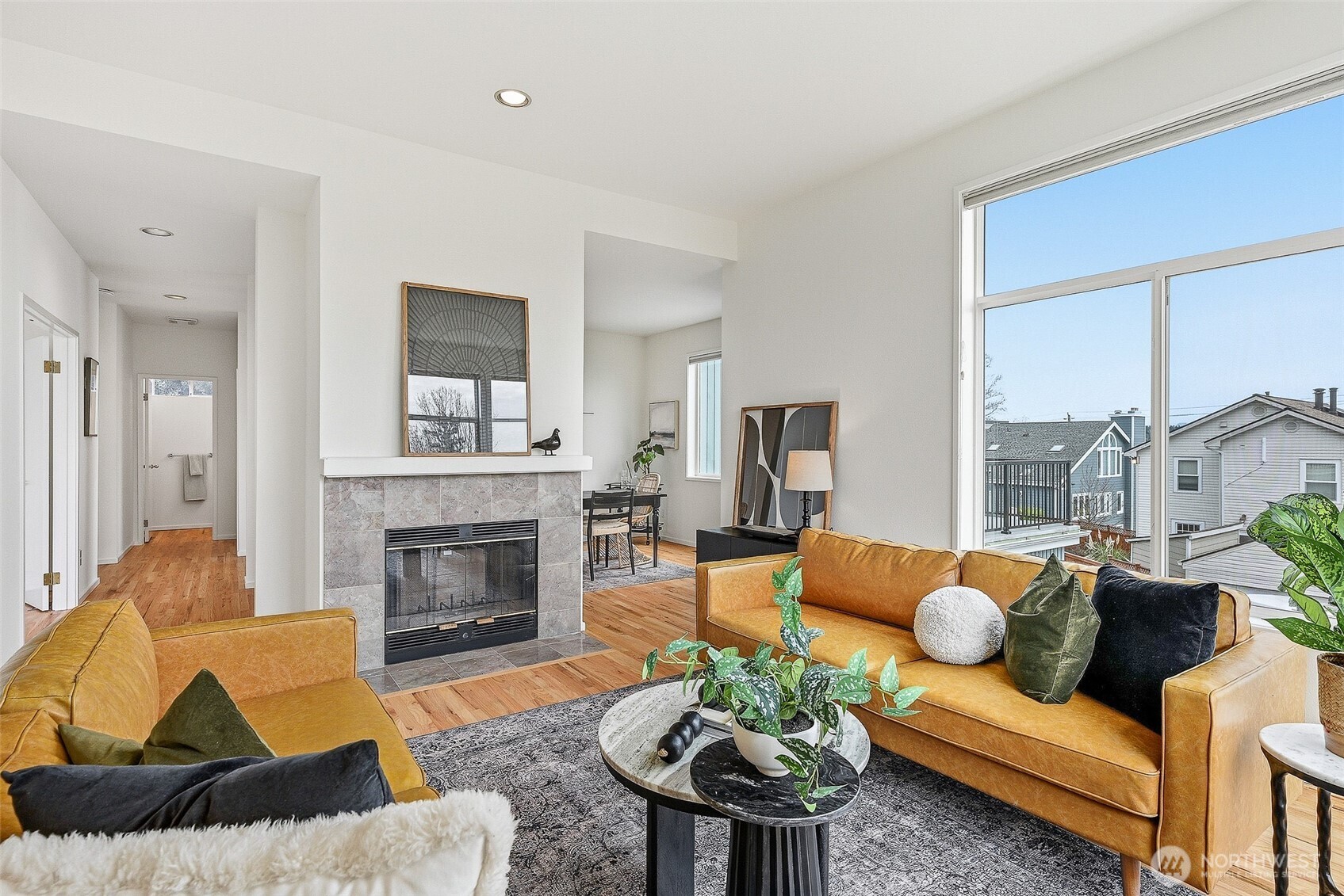 5208 S Willow Street , Seattle, WA 98118