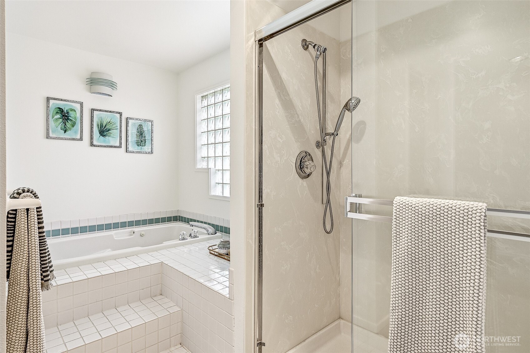 5208 S Willow Street , Seattle, WA 98118