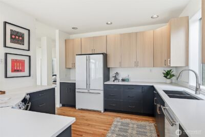 5208 S Willow Street , Seattle, WA 98118 - Photo 8