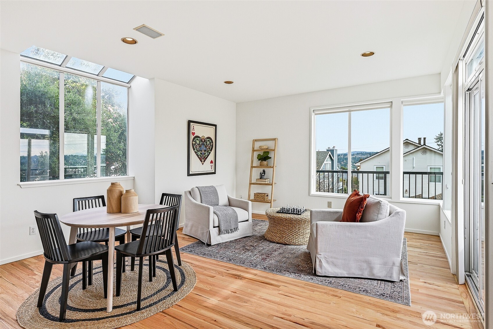 5208 S Willow Street , Seattle, WA 98118