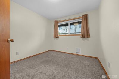 212 Madison Street , Everett, WA 98203-4931 - Photo 14