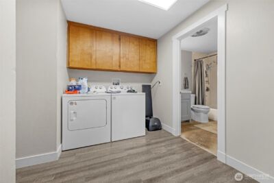 212 Madison Street , Everett, WA 98203-4931 - Photo 25