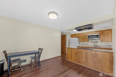 212 Madison Street , Everett, WA 98203-4931 - Photo 10