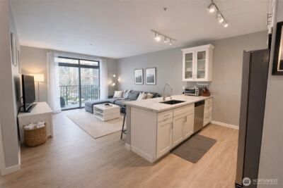 1414 12th Avenue #411, Seattle, WA 98122 - Photo 4