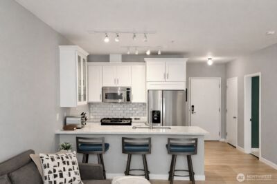 1414 12th Avenue #411, Seattle, WA 98122 - Photo 2