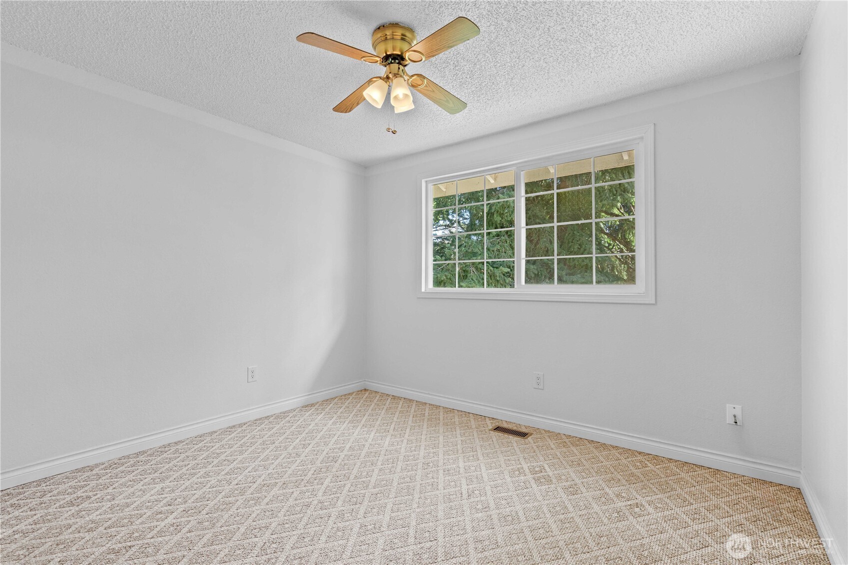 2138 SW 305th Street , Federal Way, WA 98023