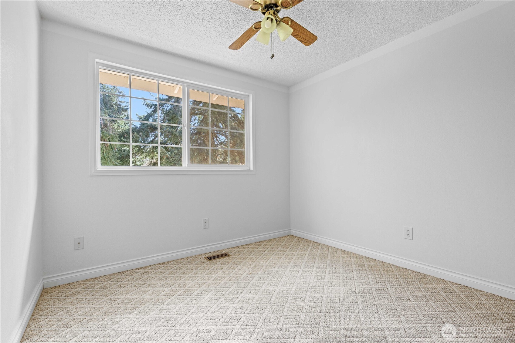 2138 SW 305th Street , Federal Way, WA 98023