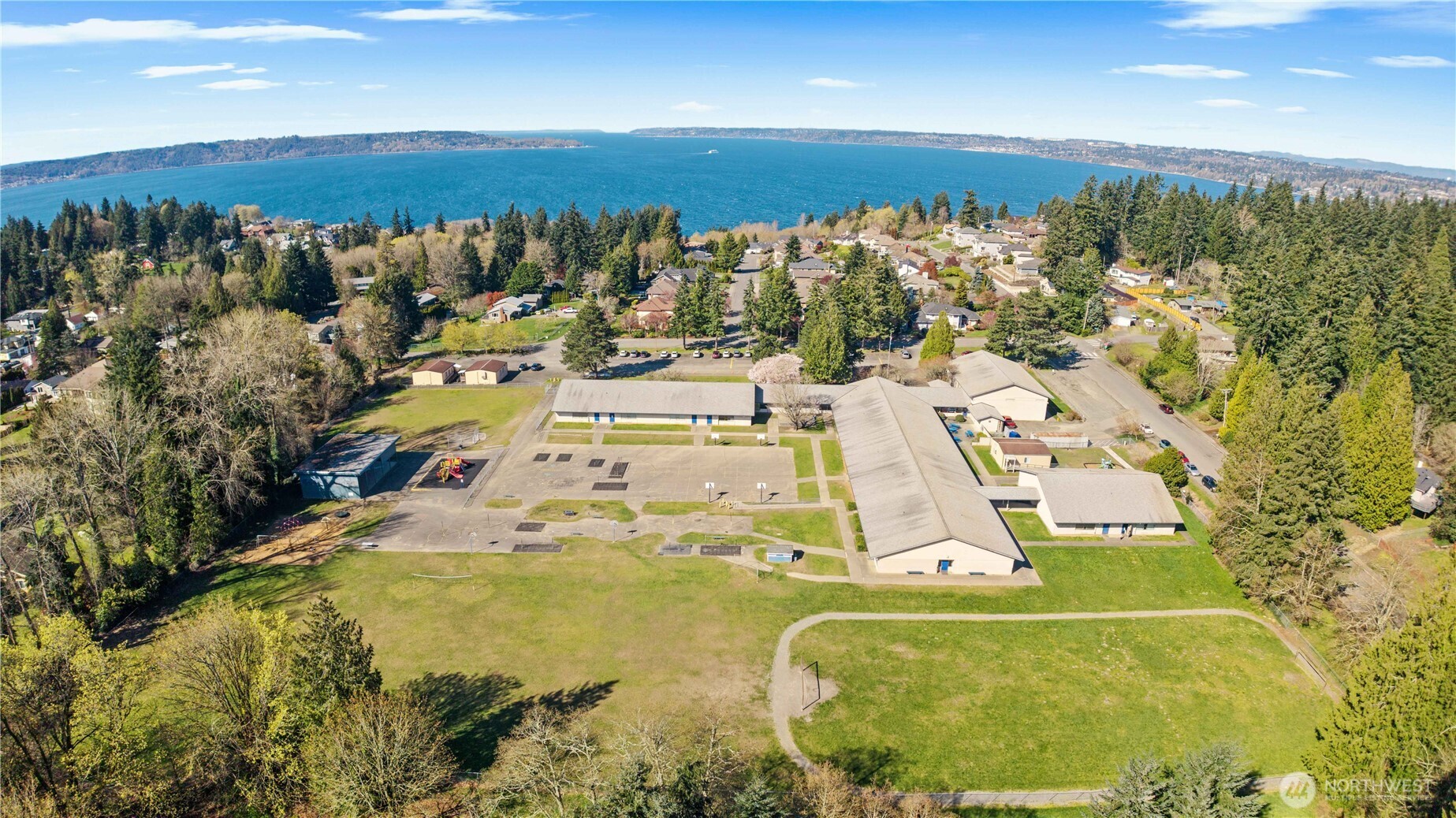 2138 SW 305th Street , Federal Way, WA 98023