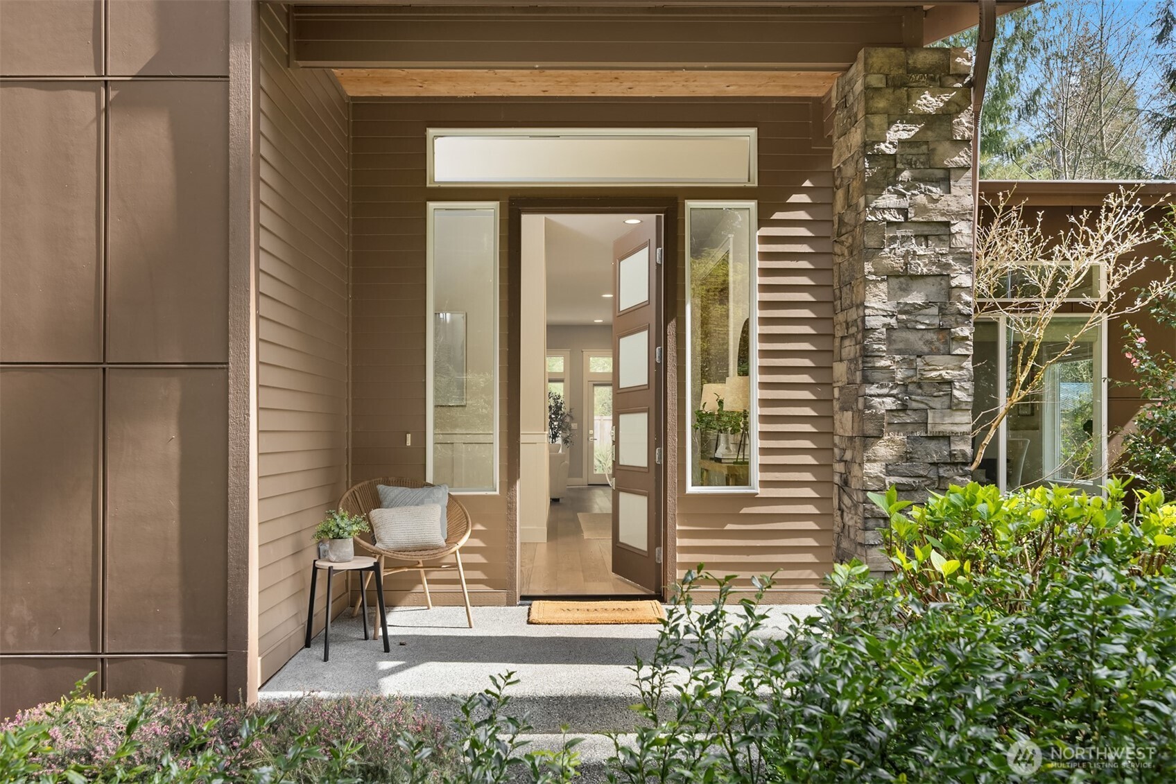 14682 Komedal Road NE, Bainbridge Island, WA 98110