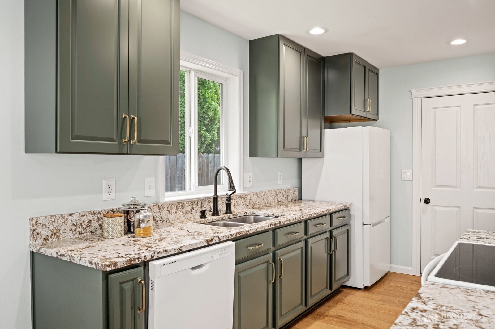 1138 1/2 Isaacs Avenue , Walla Walla, WA 99362