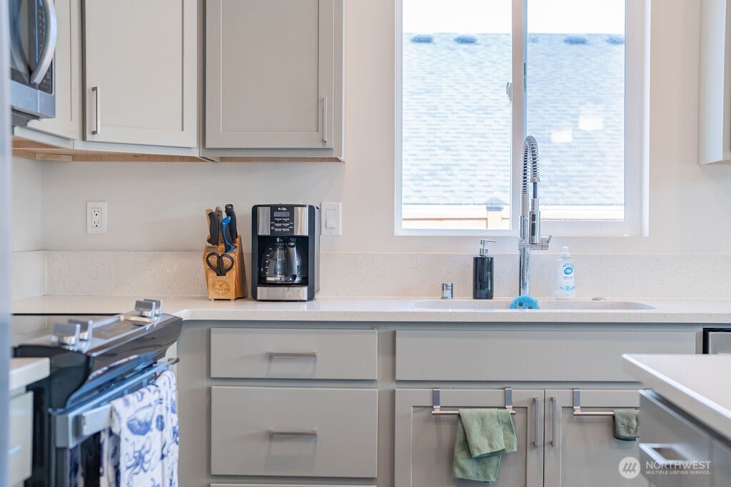 3625 Page Street , Port Angeles, WA 98362