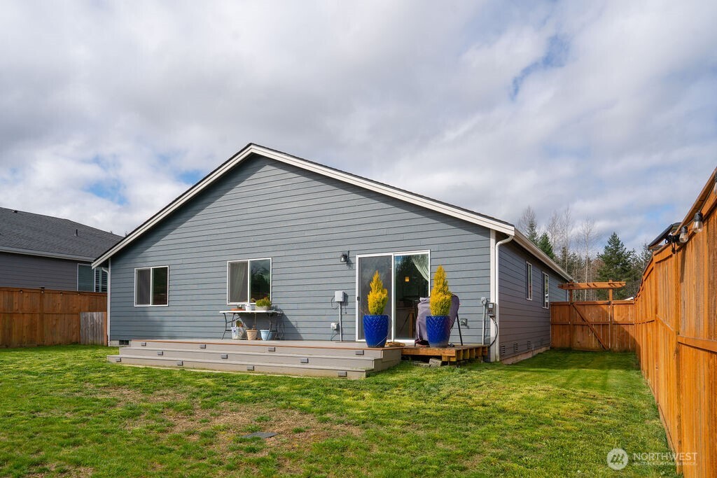 3625 Page Street , Port Angeles, WA 98362