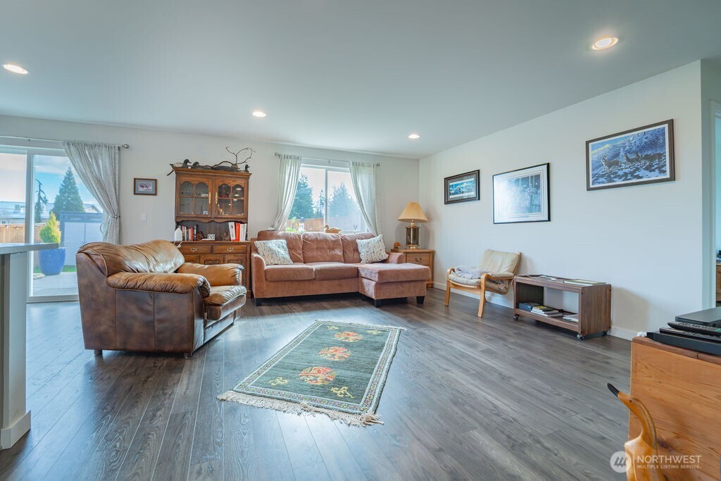 3625 Page Street , Port Angeles, WA 98362