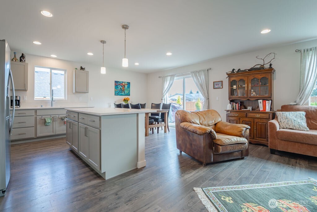 3625 Page Street , Port Angeles, WA 98362