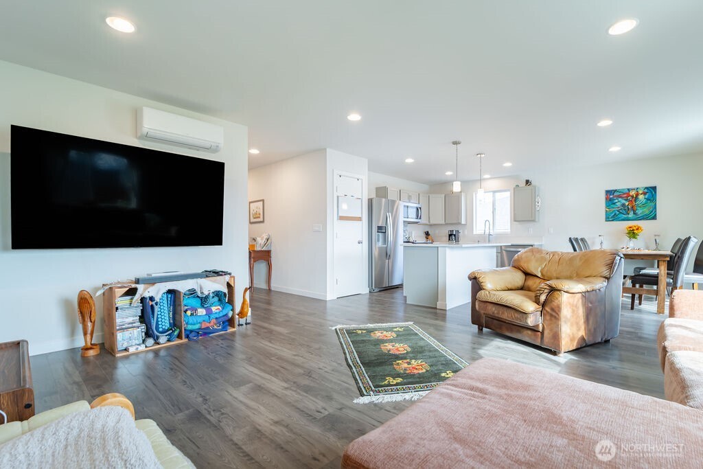 3625 Page Street , Port Angeles, WA 98362