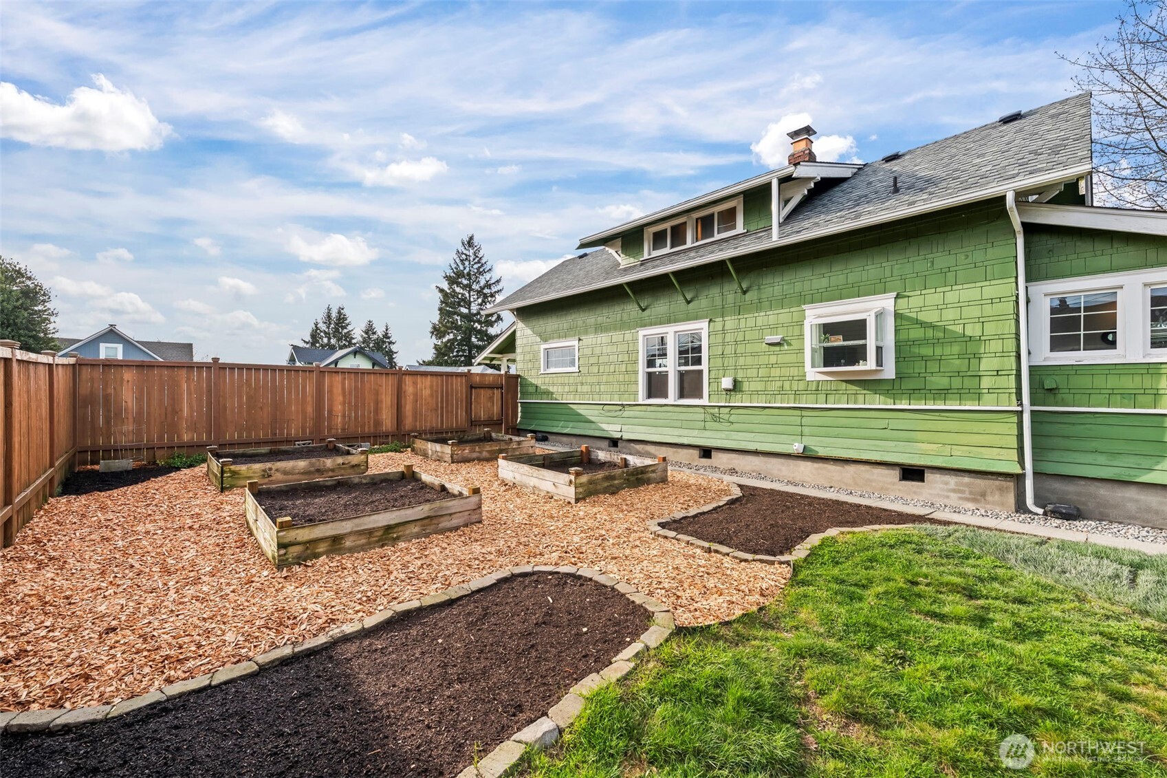 6321 S Park Avenue , Tacoma, WA 98408