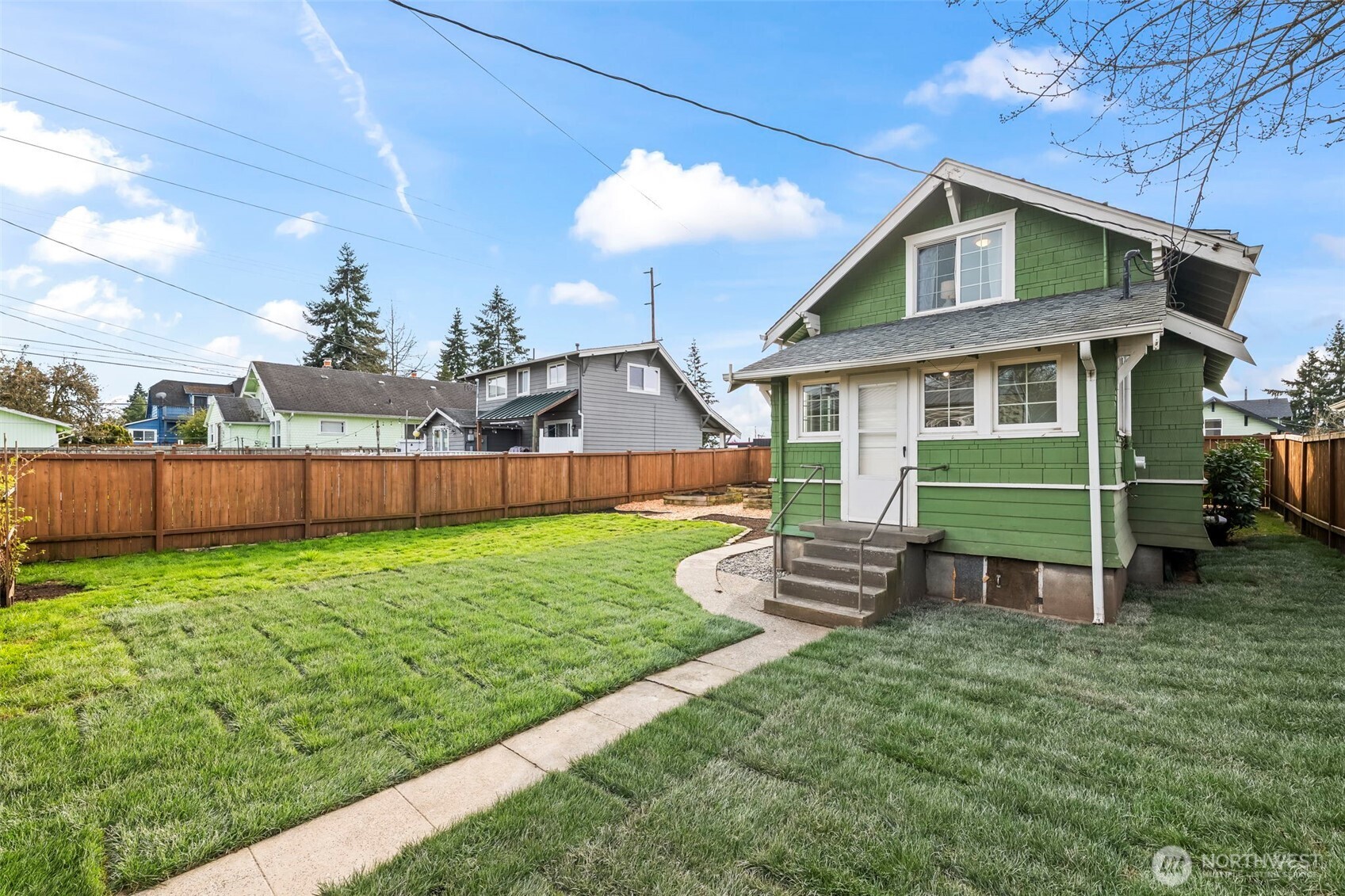 6321 S Park Avenue , Tacoma, WA 98408