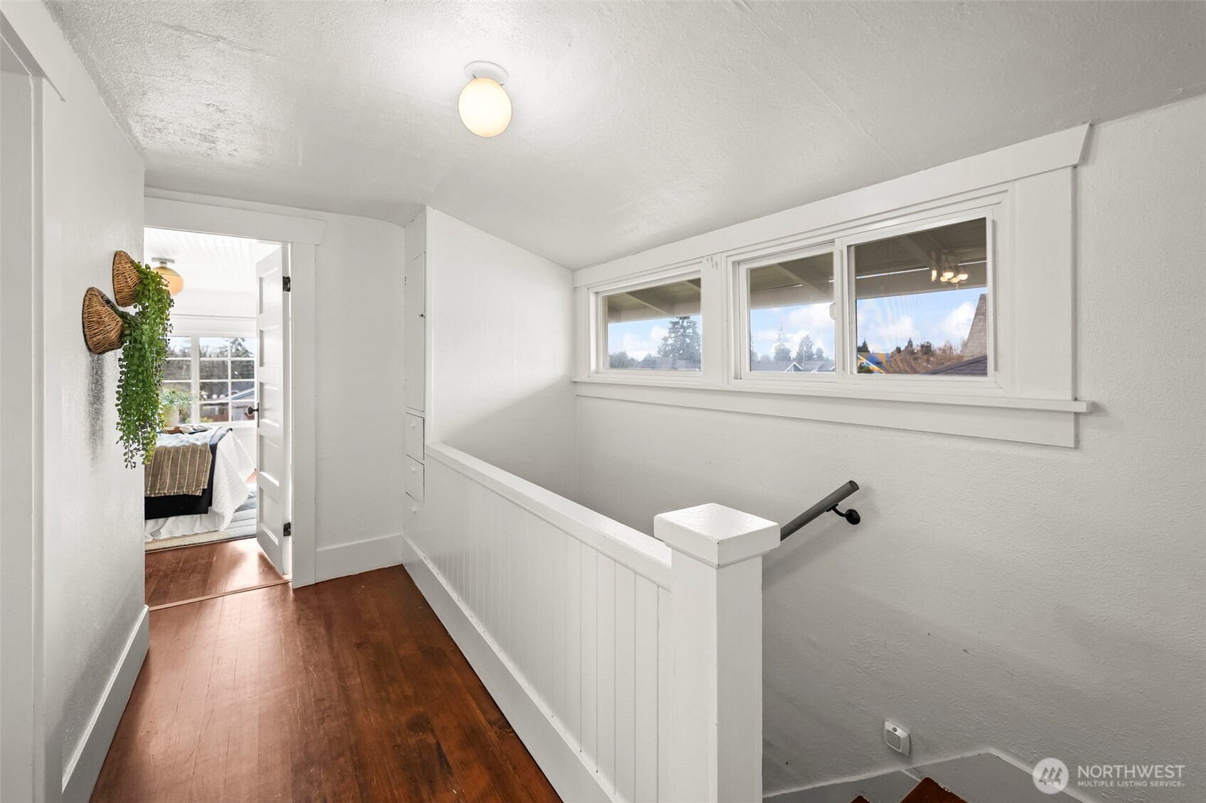 6321 S Park Avenue , Tacoma, WA 98408