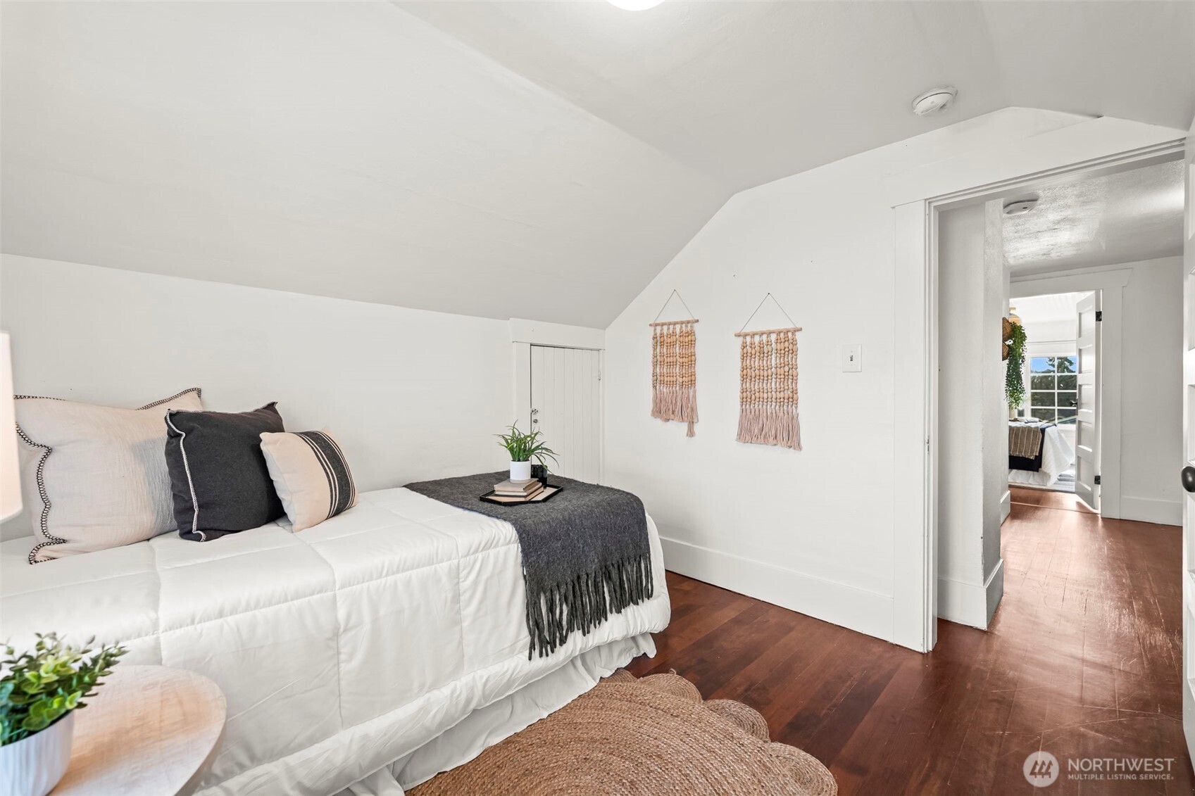 6321 S Park Avenue , Tacoma, WA 98408