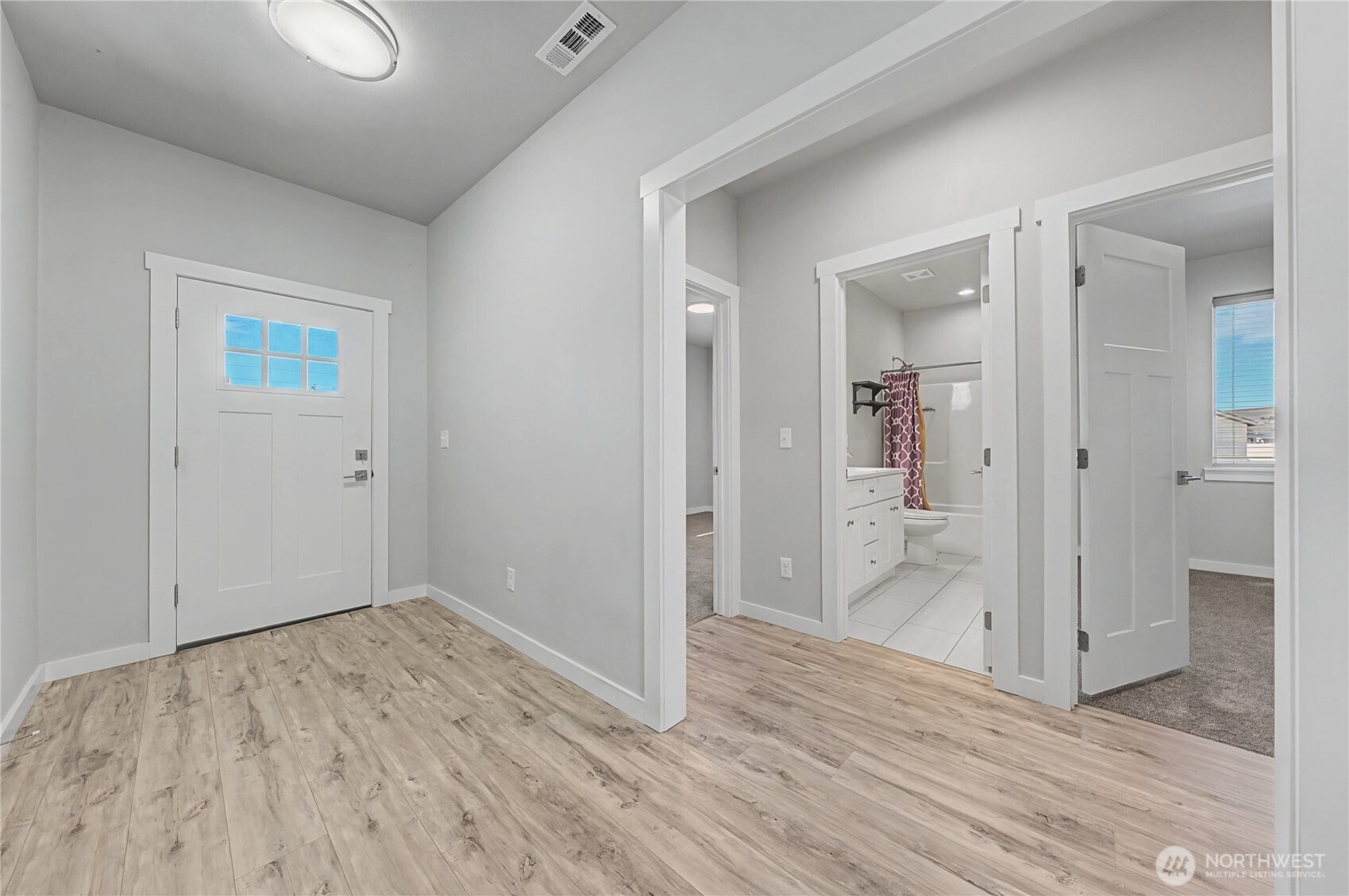 907 NE 5th Avenue , Ephrata, WA 98823