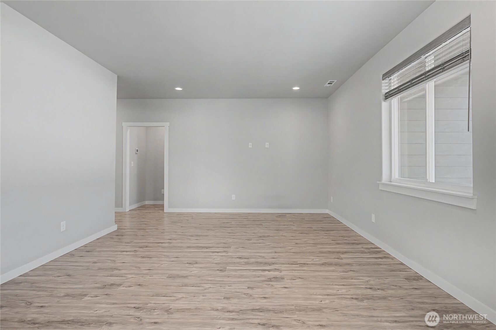 907 NE 5th Avenue , Ephrata, WA 98823