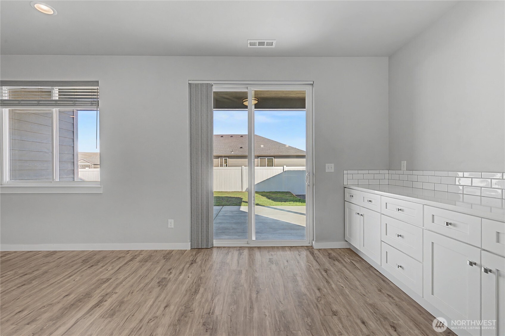 907 NE 5th Avenue , Ephrata, WA 98823