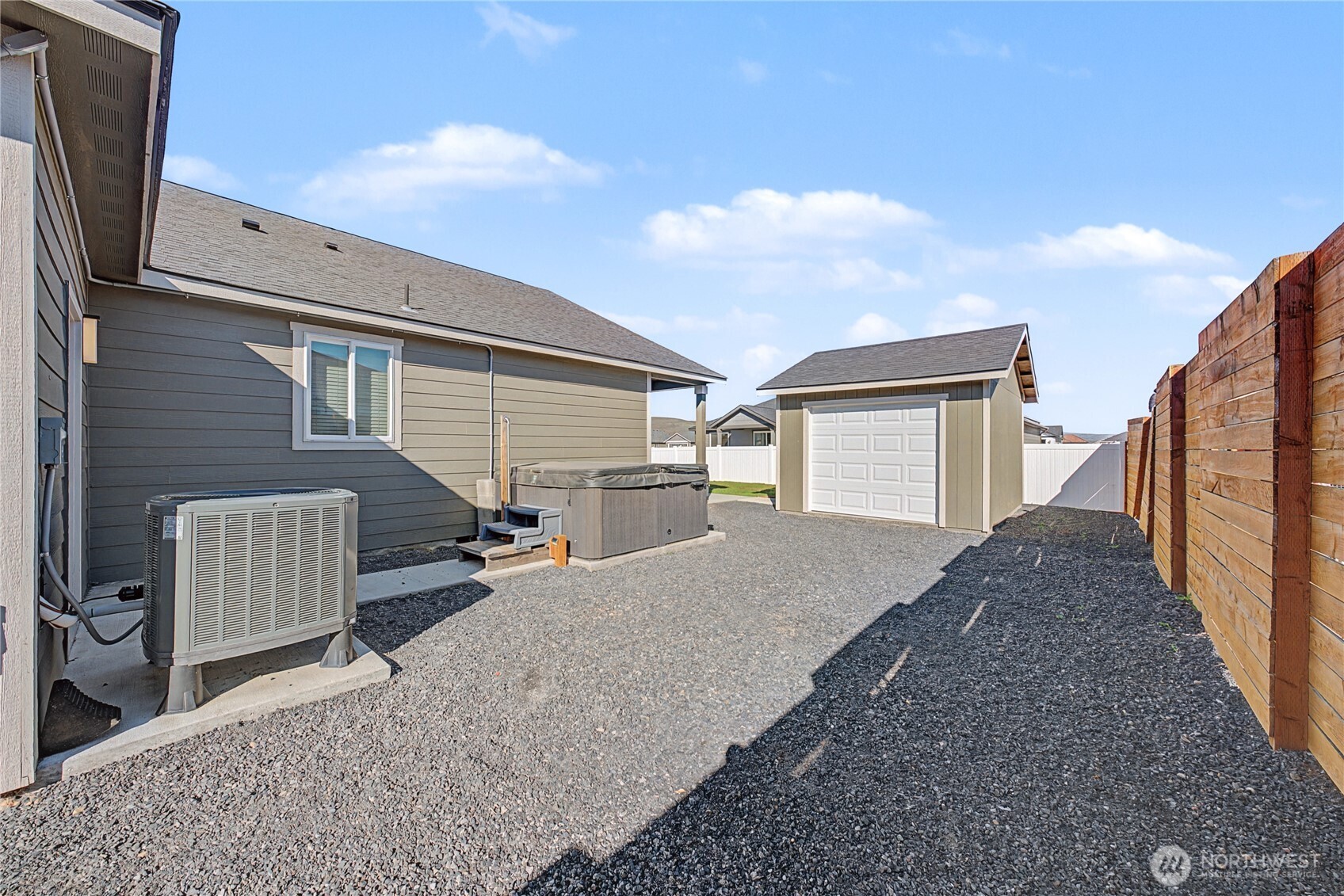 907 NE 5th Avenue , Ephrata, WA 98823