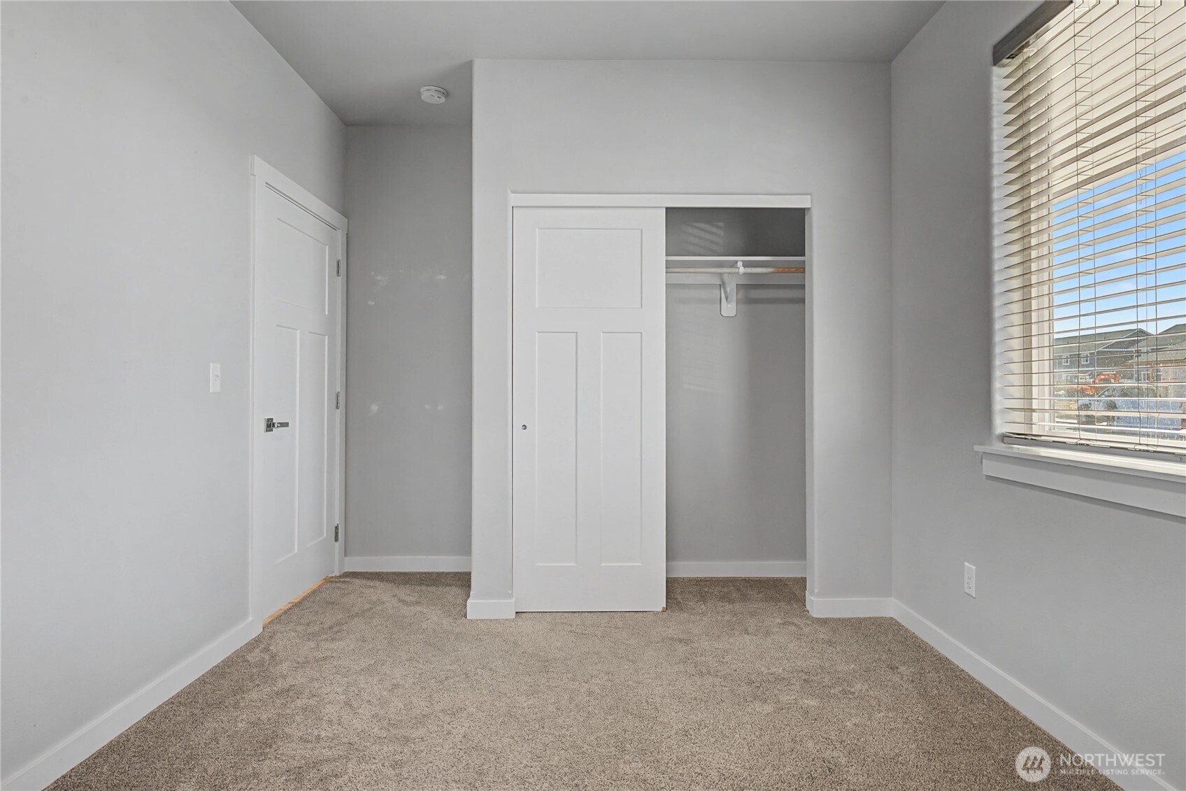 907 NE 5th Avenue , Ephrata, WA 98823