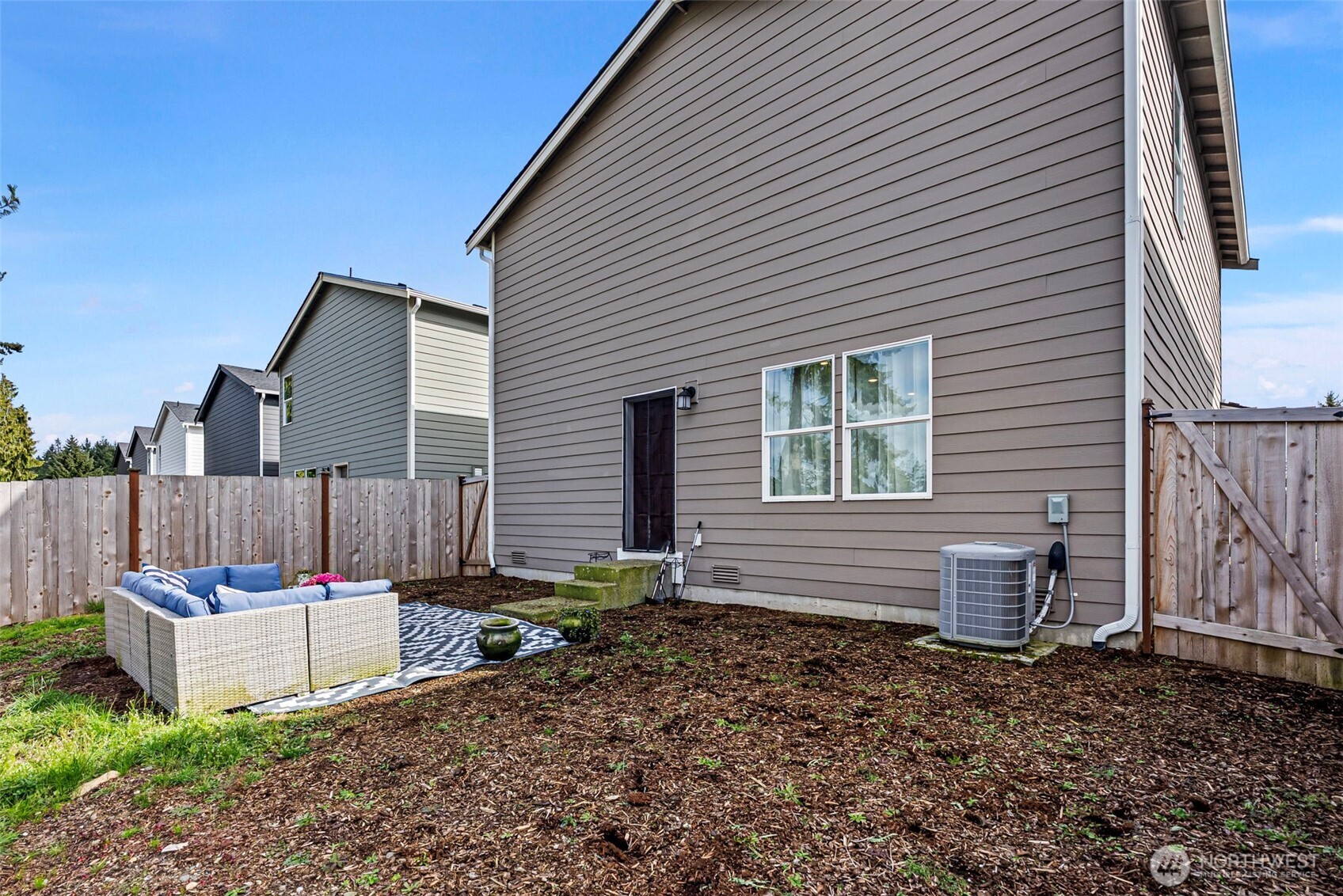 4269 SE Elijah Court , Port Orchard, WA 98366
