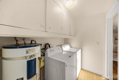 12621 156th Avenue SE, Renton, WA 98059-6314 - Photo 23