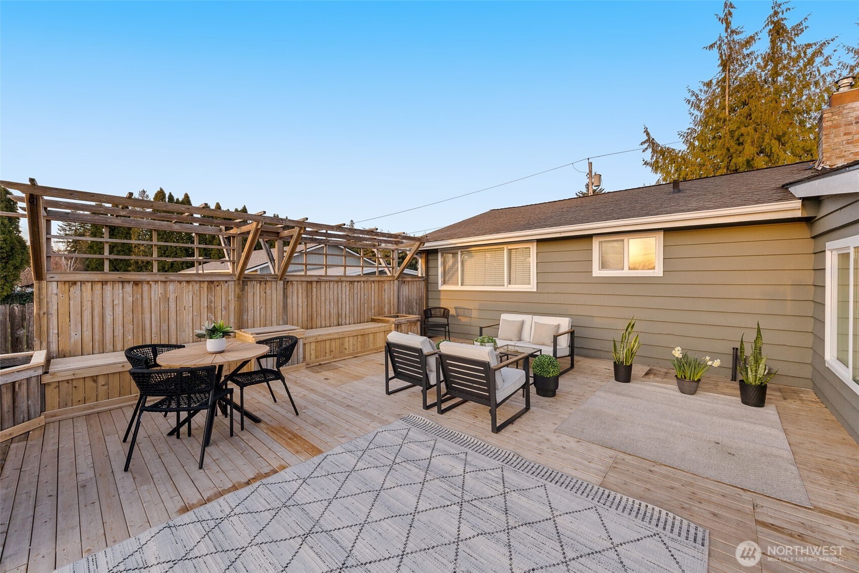 12621 156th Avenue SE, Renton, WA 98059-6314