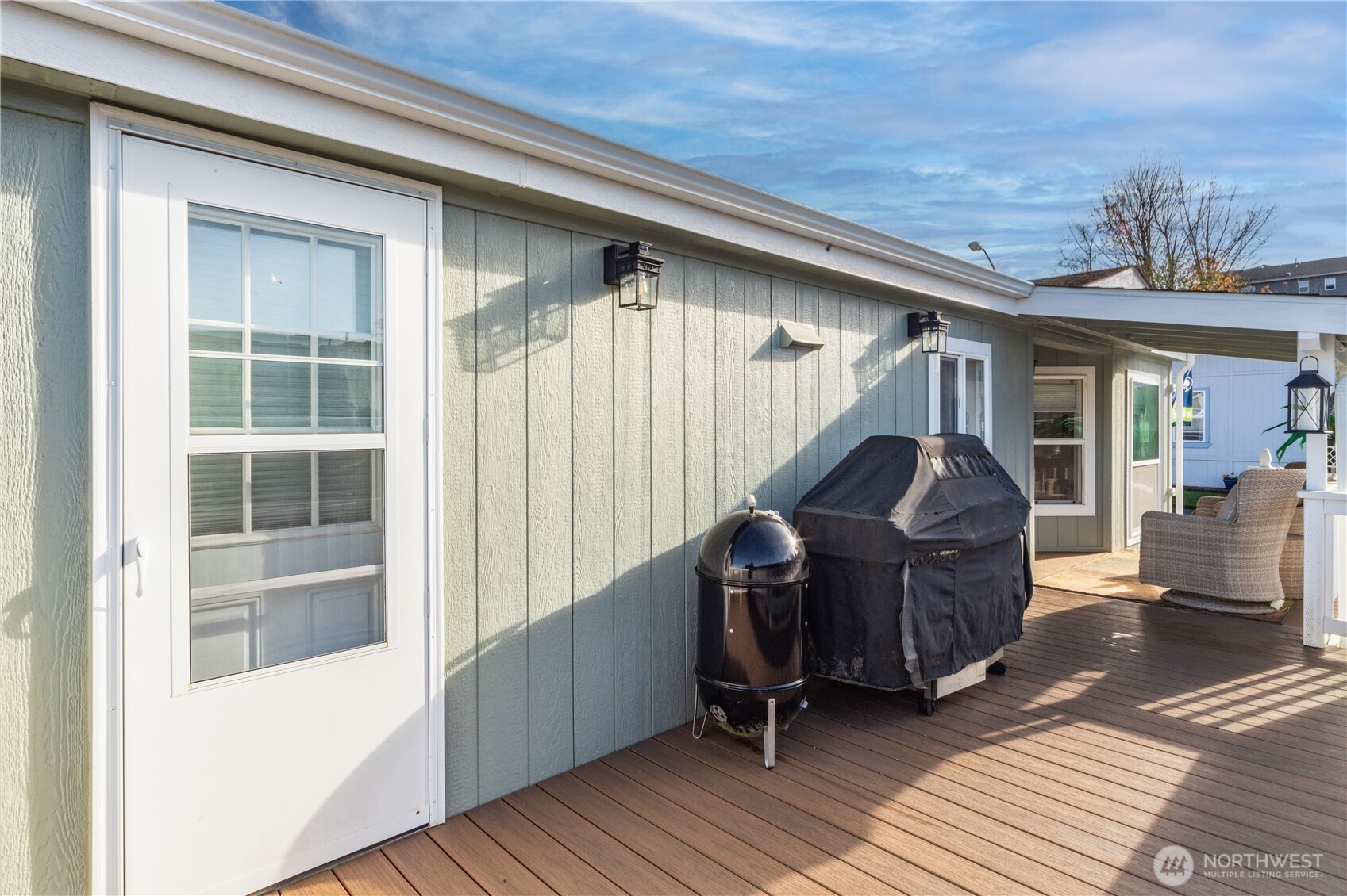 620 NE Saturn Lane , Bremerton, WA 98311