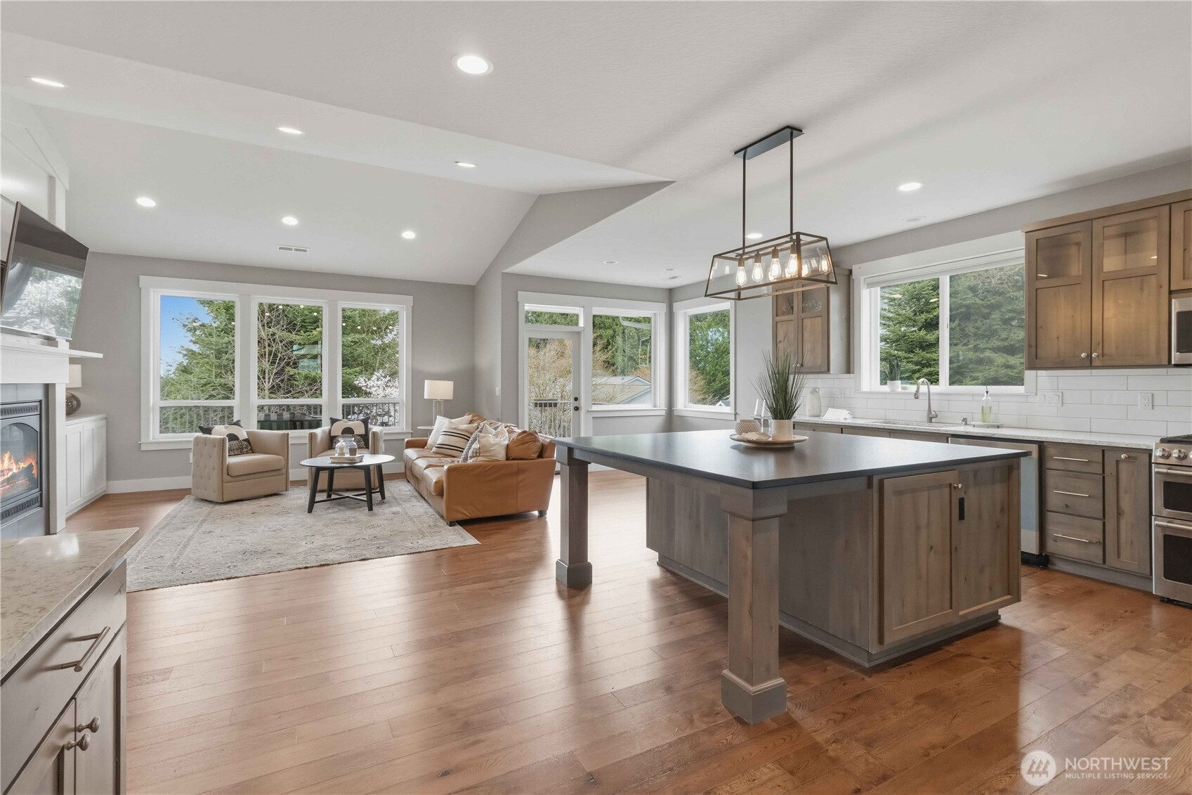 121 Alta Vista Road , Longview, WA 98632