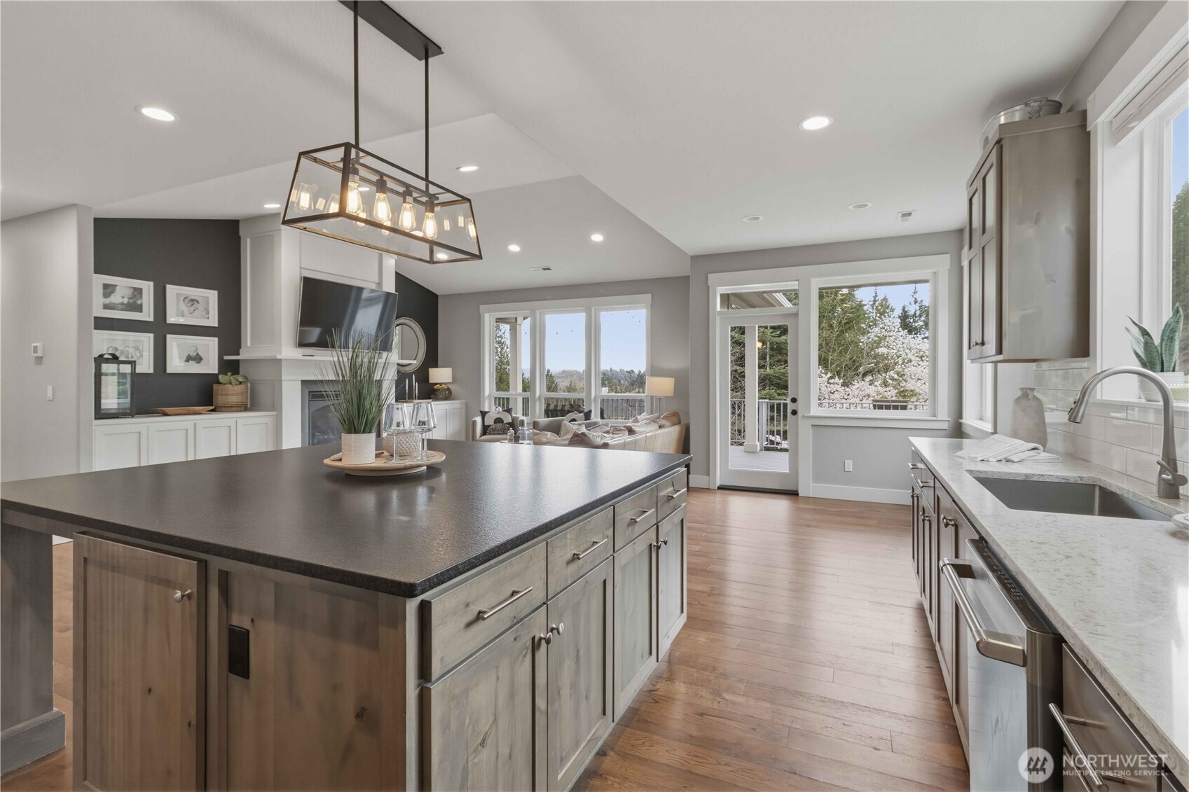 121 Alta Vista Road , Longview, WA 98632