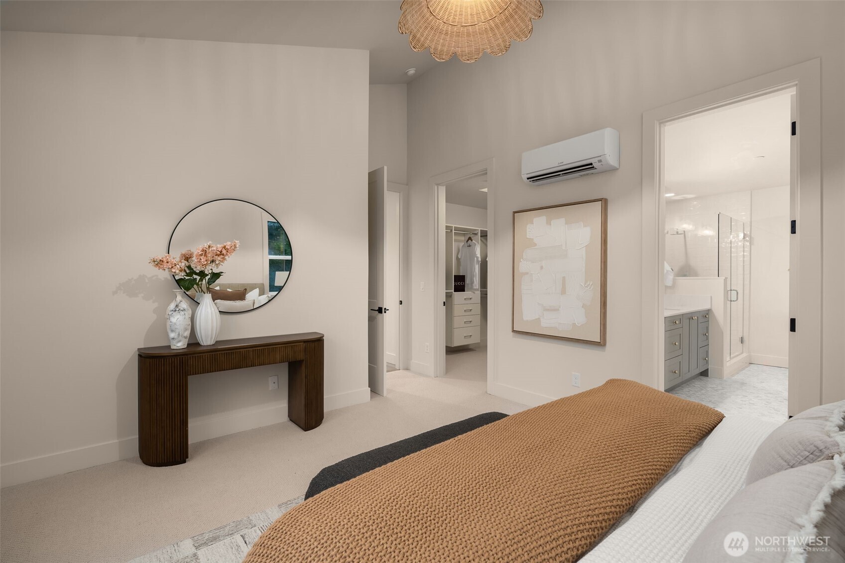 10612 NE 54th Lane , Kirkland, WA 98033