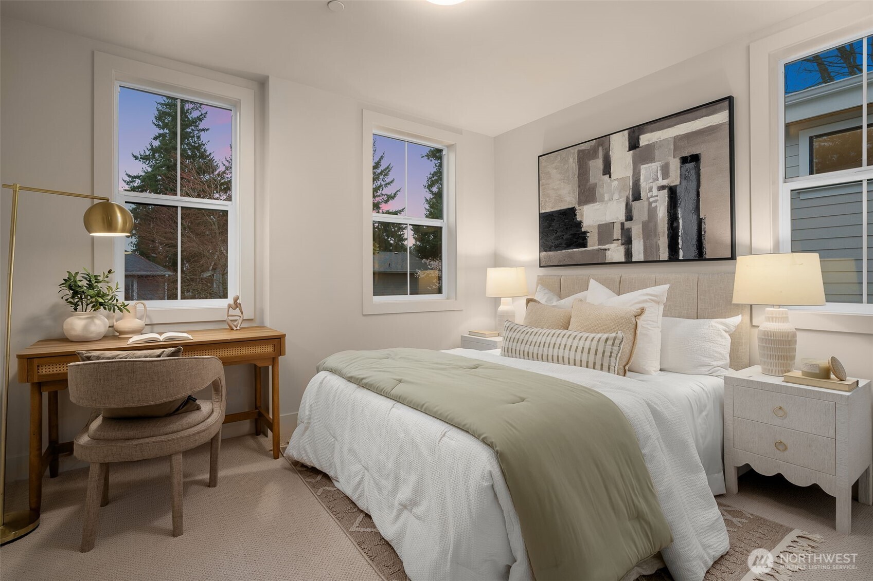 10612 NE 54th Lane , Kirkland, WA 98033