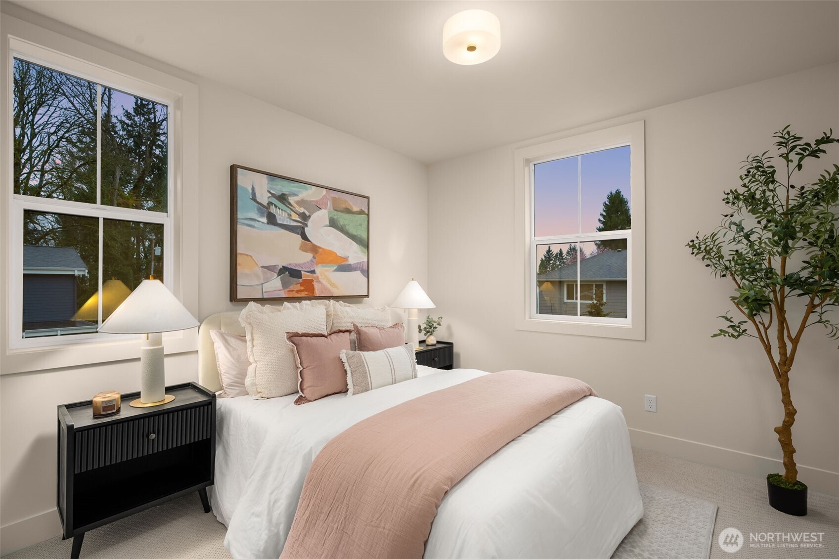 10612 NE 54th Lane , Kirkland, WA 98033