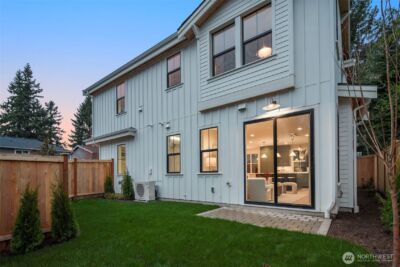 10612 NE 54th Lane , Kirkland, WA 98033 - Photo 3