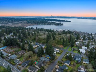 10612 NE 54th Lane , Kirkland, WA 98033 - Photo 33