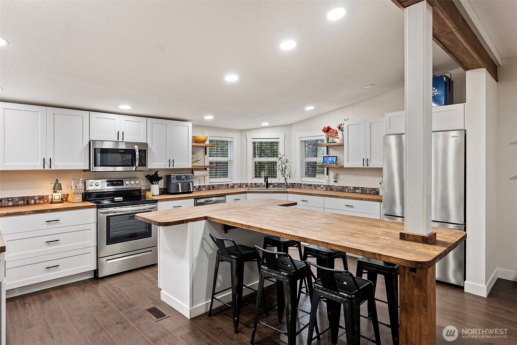 721 E McMickin Road , Shelton, WA 98584