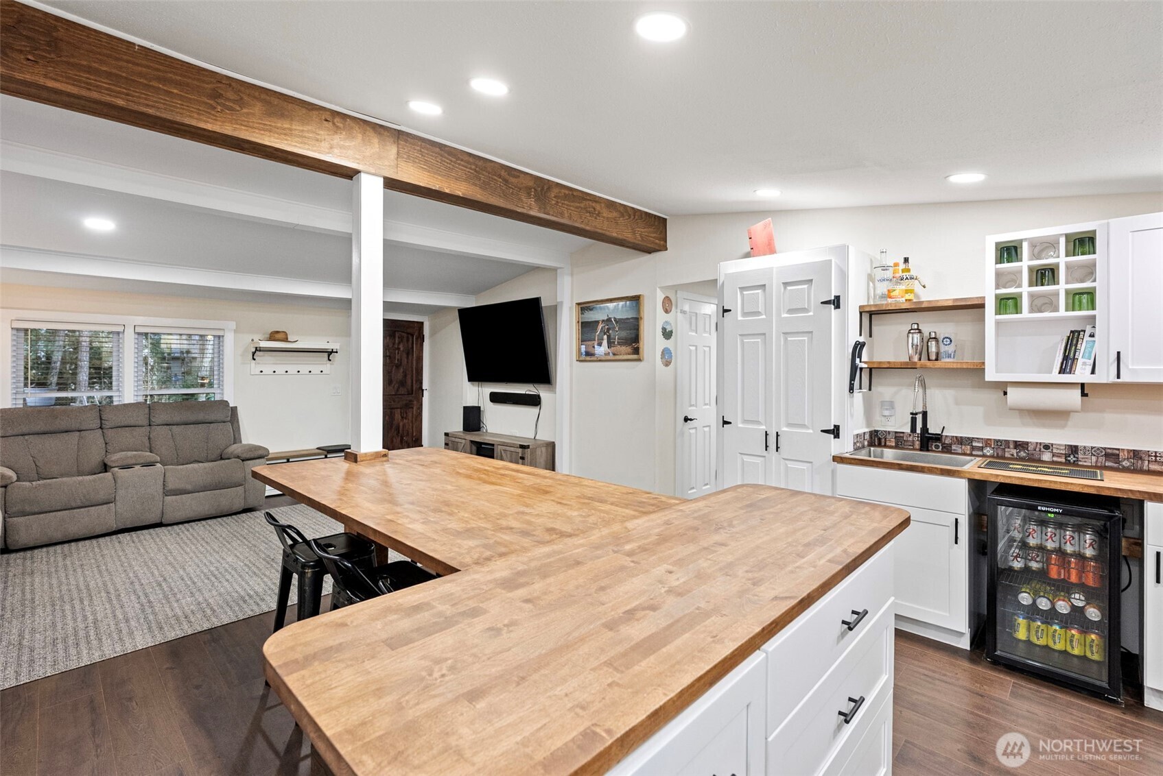 721 E McMickin Road , Shelton, WA 98584