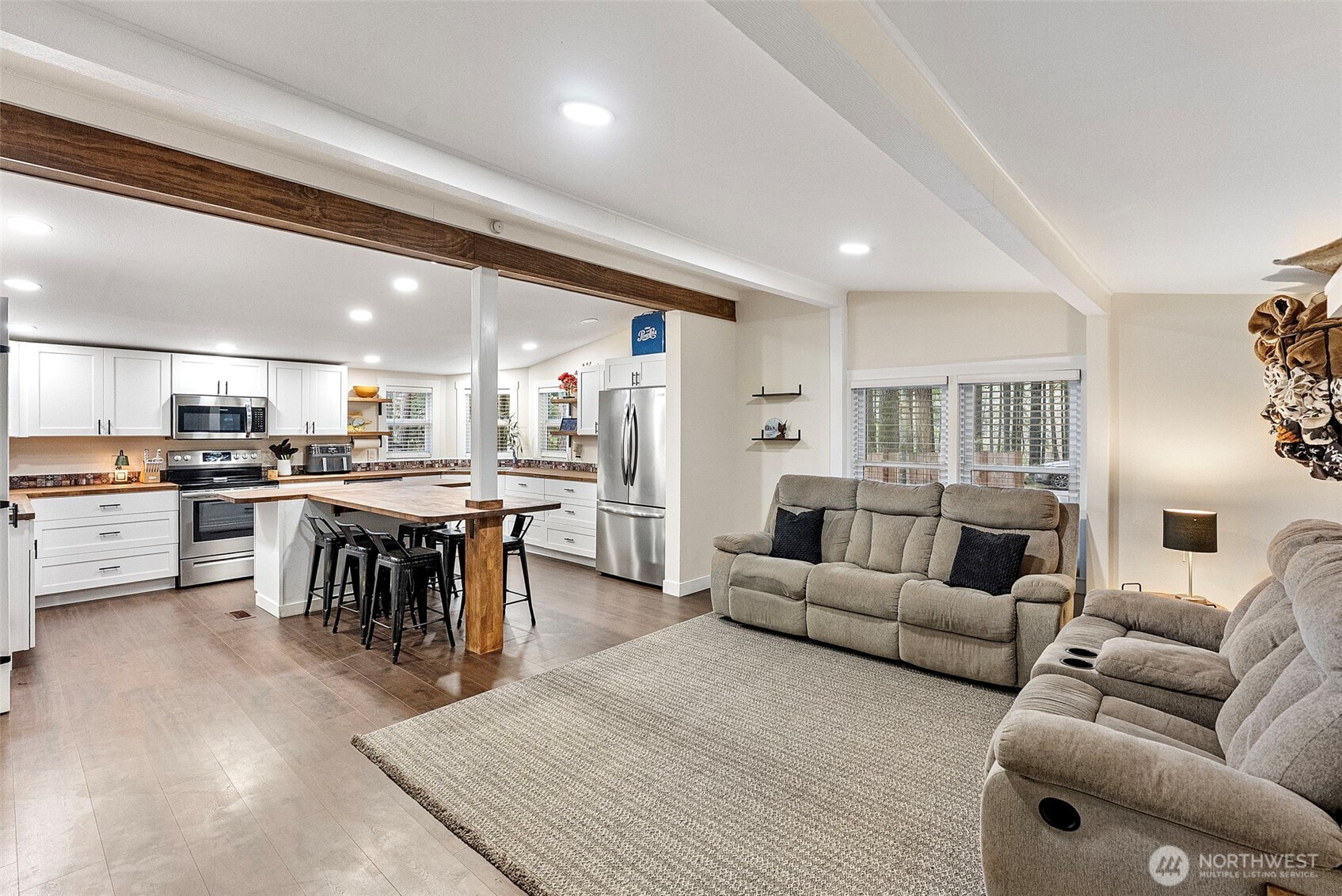 721 E McMickin Road , Shelton, WA 98584