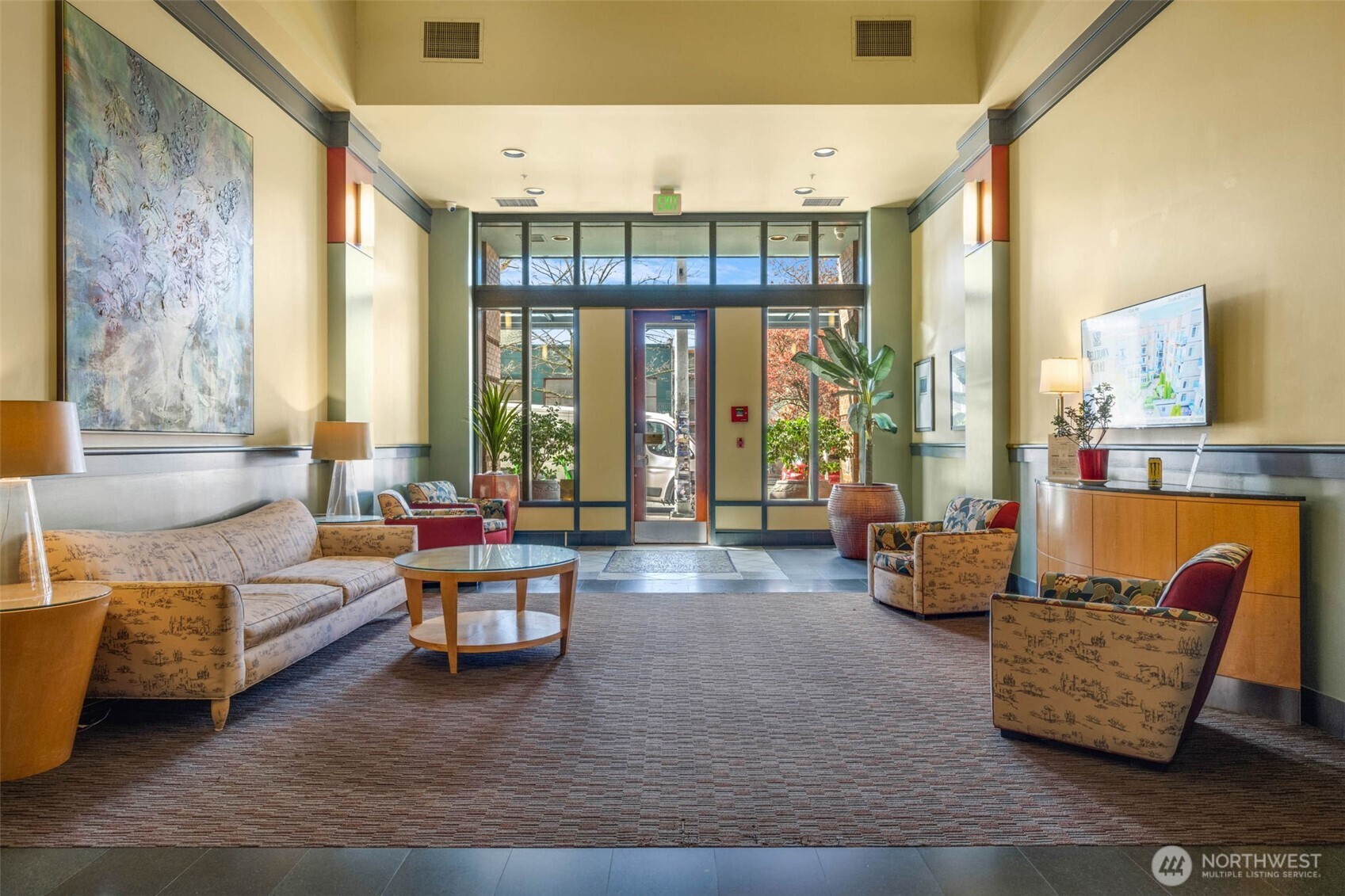 2414 1st Avenue #413, Seattle, WA 98121-1306