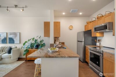 2414 1st Avenue #413, Seattle, WA 98121-1306 - Photo 8