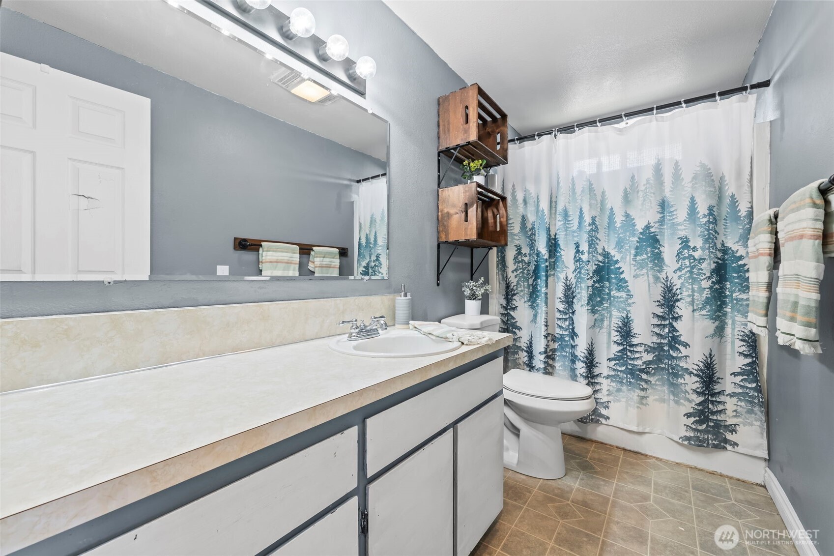 1111 E 5th , Port Angeles, WA 98362