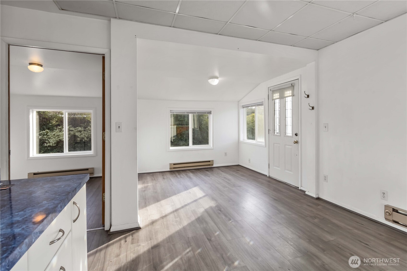 808 Pacific Avenue N, Long Beach, WA 98631