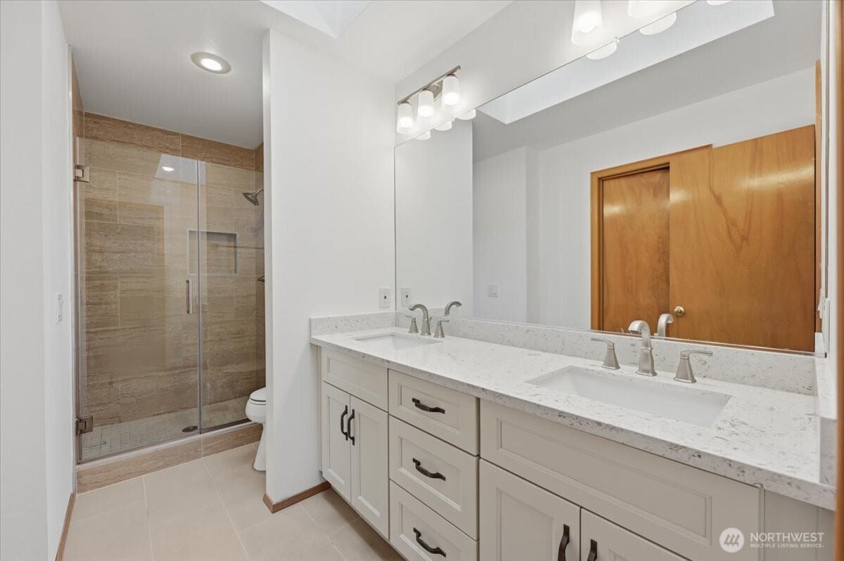 27213 32nd Place S, Auburn, WA 98001